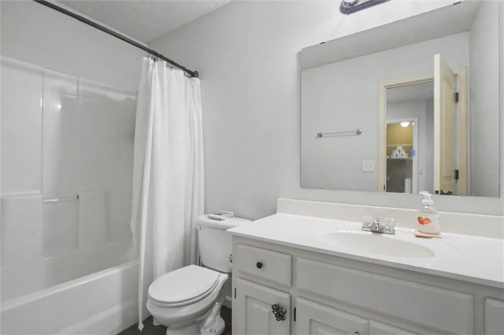 12542 S Belford Street — photo 27
