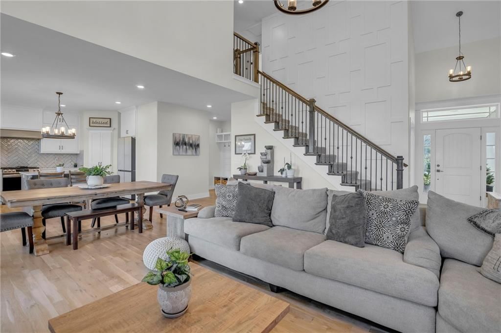 Photo 6 of 56 - 7904 N Spruce Avenue, Kansas City, MO 64119
