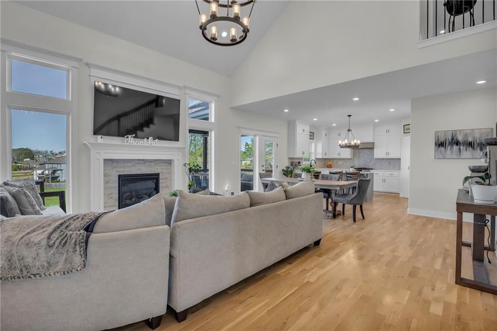Photo 7 of 56 - 7904 N Spruce Avenue, Kansas City, MO 64119