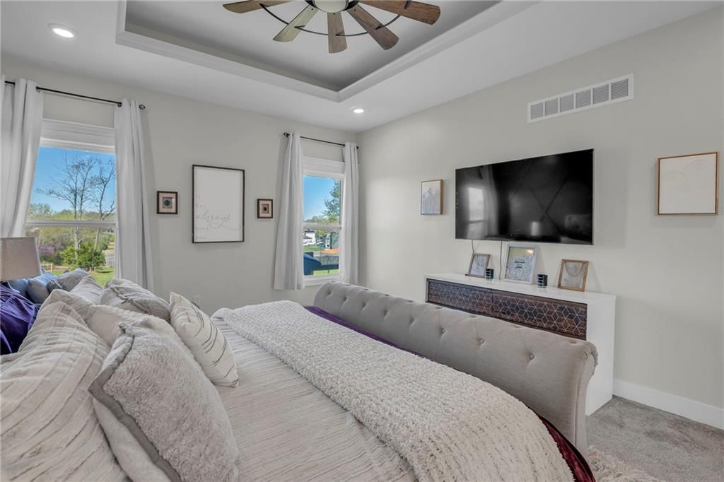 Photo 20 of 56 - 7904 N Spruce Avenue, Kansas City, MO 64119