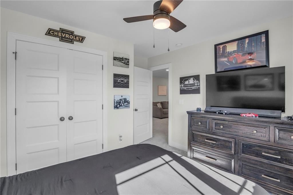 Photo 35 of 56 - 7904 N Spruce Avenue, Kansas City, MO 64119