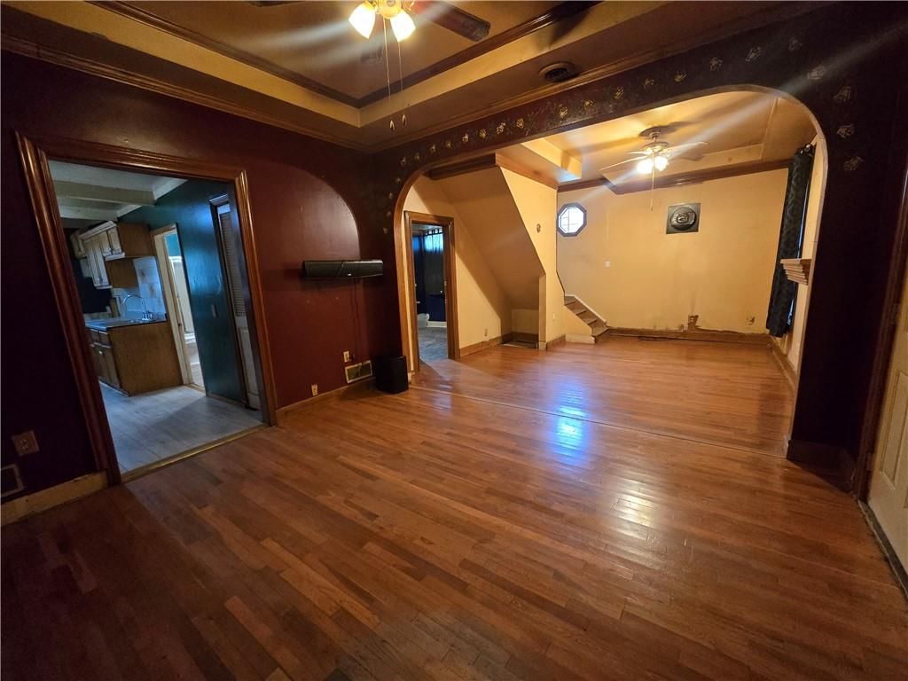 230 S Osage Street — photo 8
