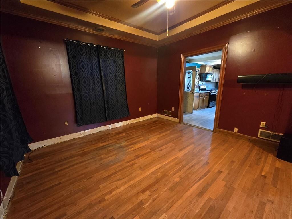230 S Osage Street — photo 9