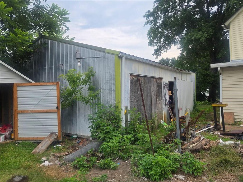 230 S Osage Street — photo 22