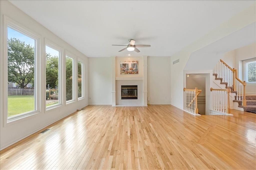 8618 W 127th Terrace — photo 6