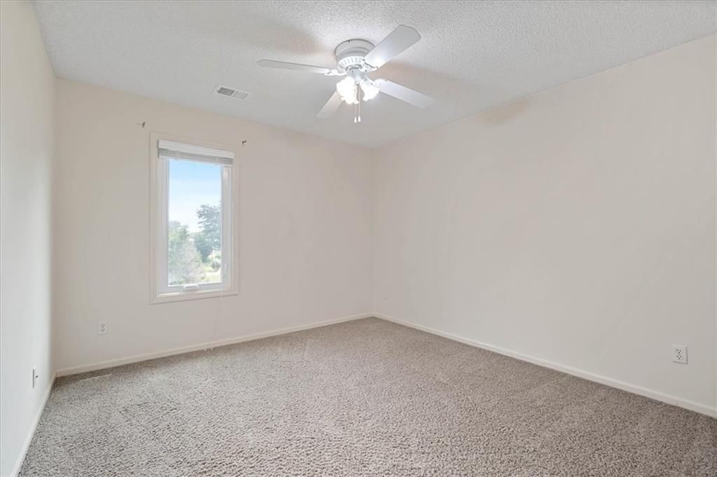 8618 W 127th Terrace — photo 15