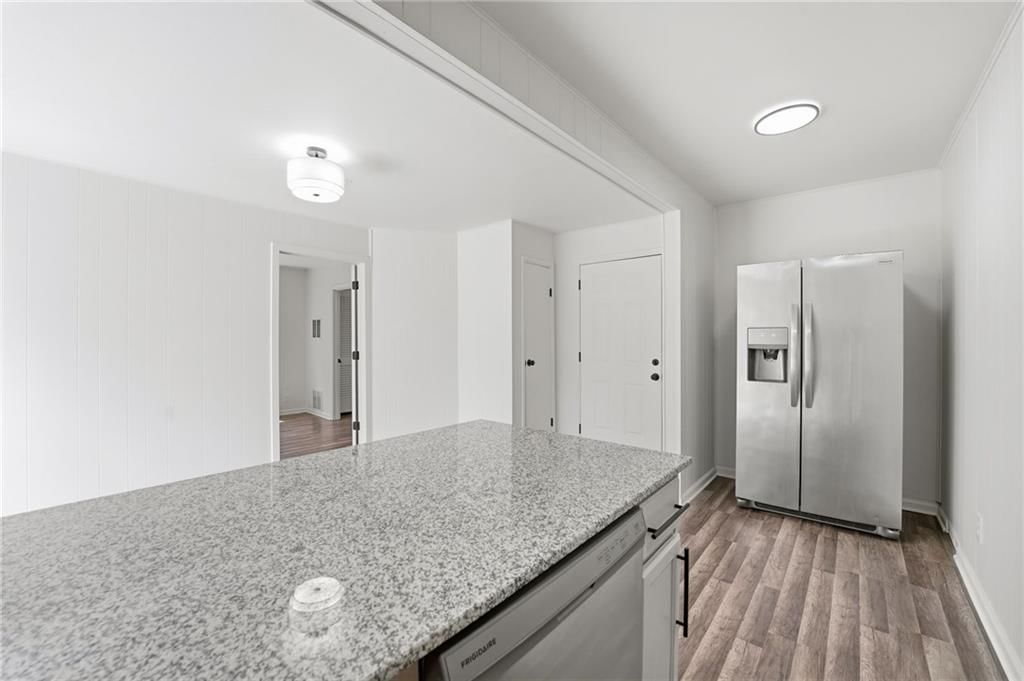 711 W 84TH Street — photo 15