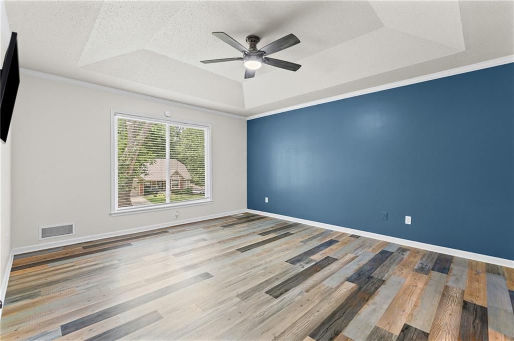 8933 Woodstone Street — photo 17