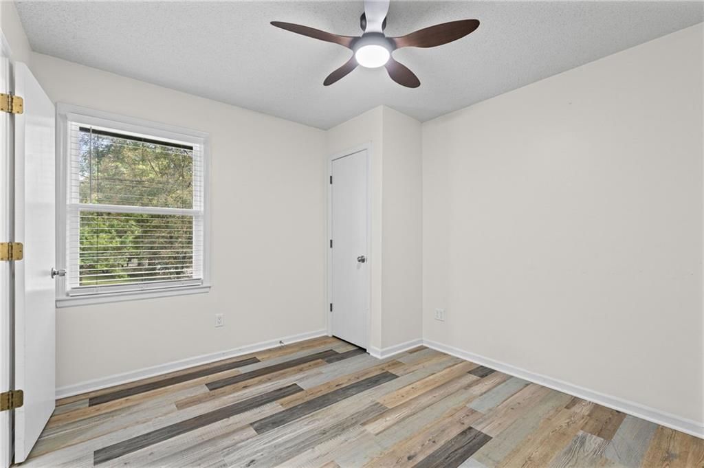 8933 Woodstone Street — photo 25
