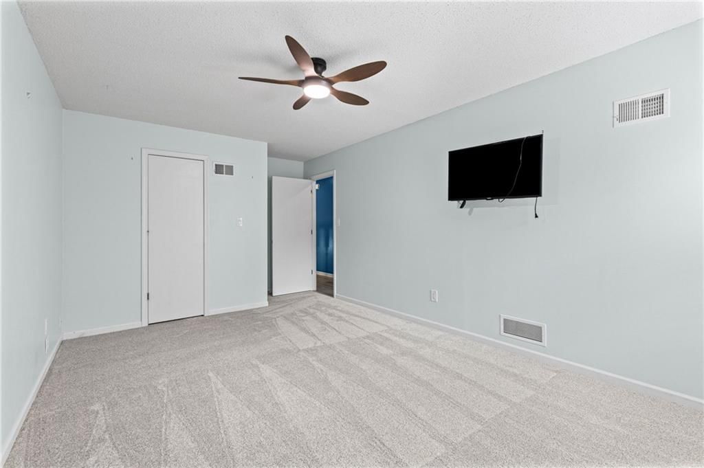 8933 Woodstone Street — photo 29