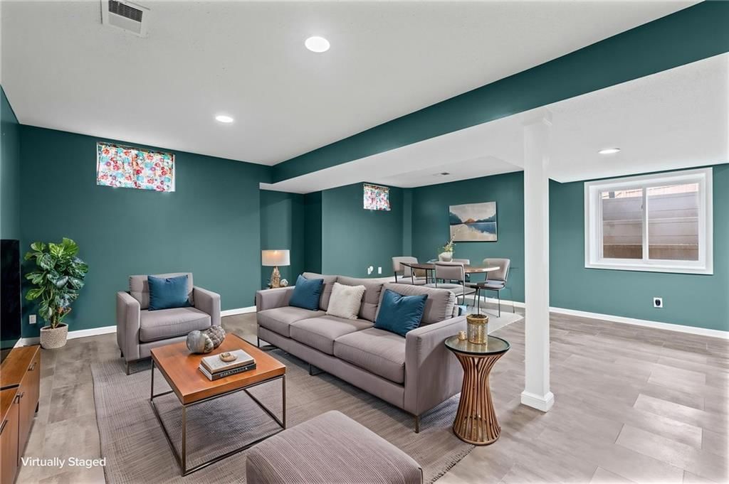 8933 Woodstone Street — photo 34