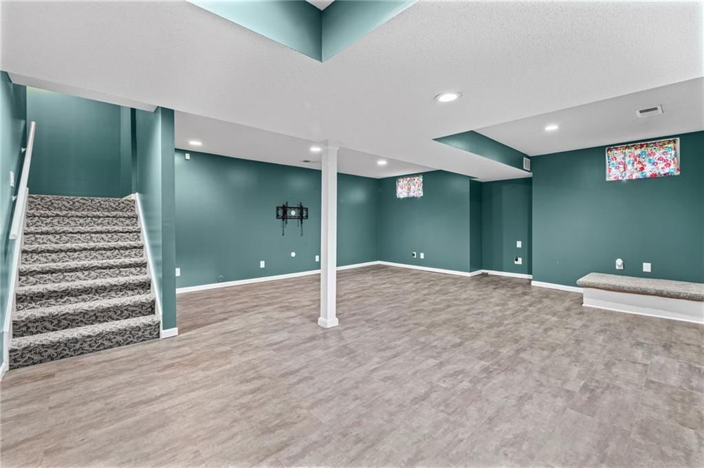 8933 Woodstone Street — photo 36