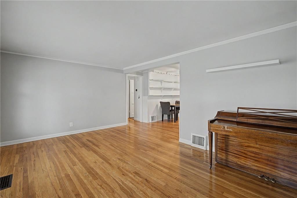 606 NE 43rd Terrace — photo 4