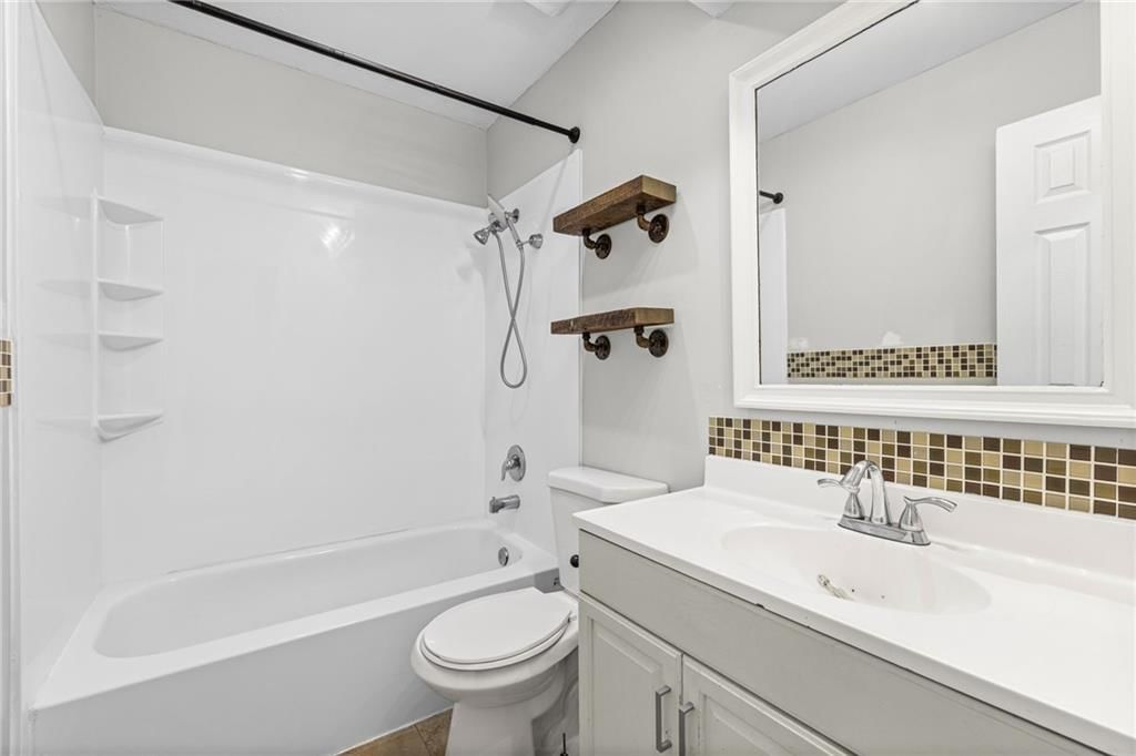1503 W LOULA Street — photo 14