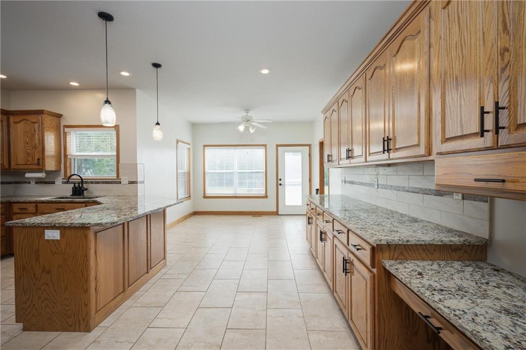 909 S Ann Street — photo 17
