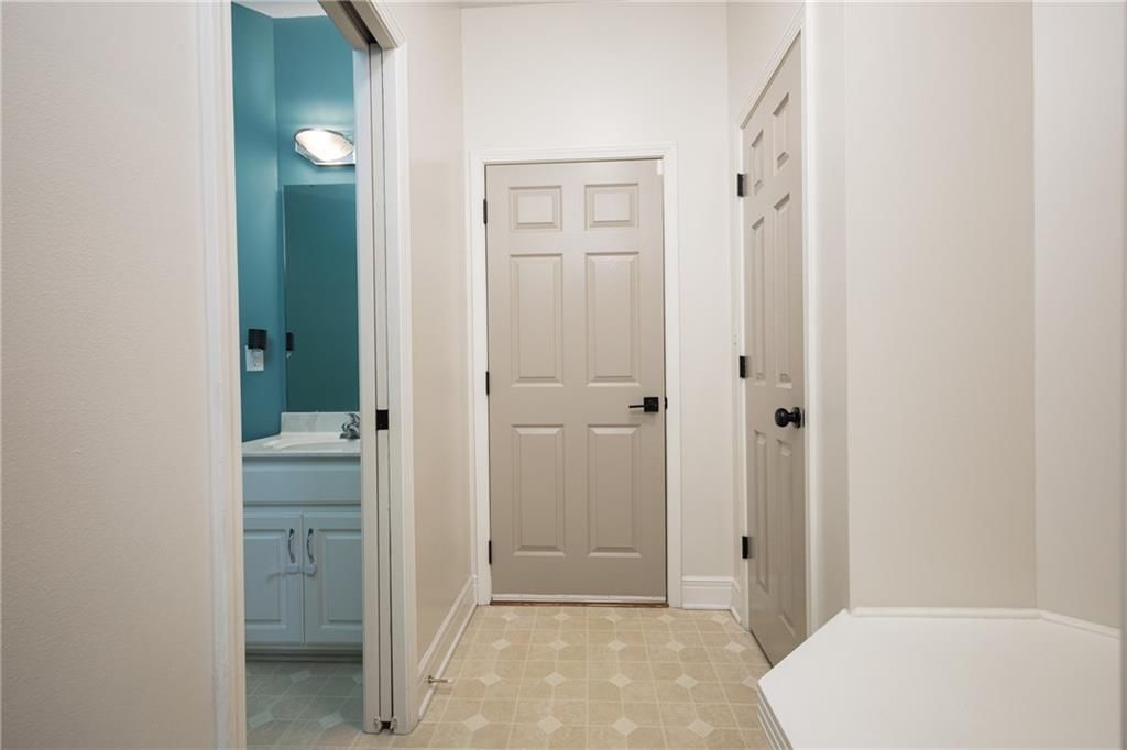 909 S Ann Street — photo 22