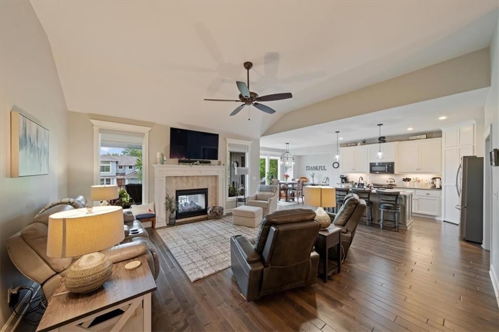 16366 S Laurelwood Street — photo 4