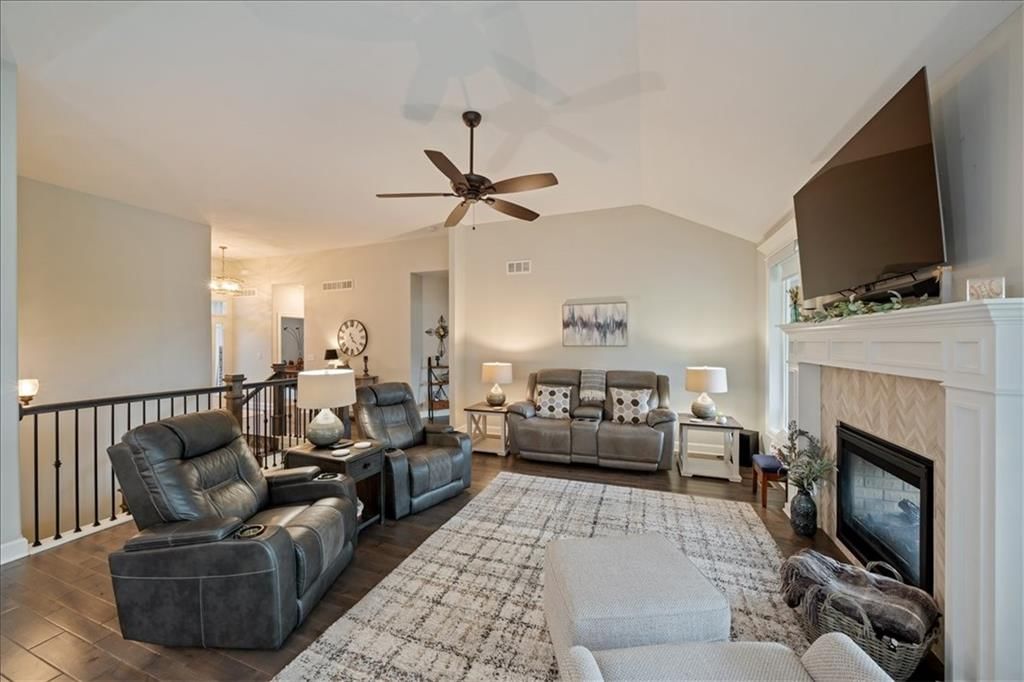 16366 S Laurelwood Street — photo 5
