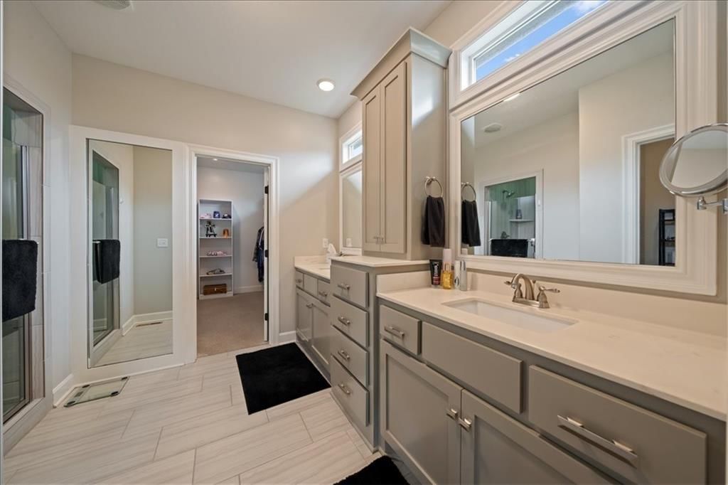 16366 S Laurelwood Street — photo 12