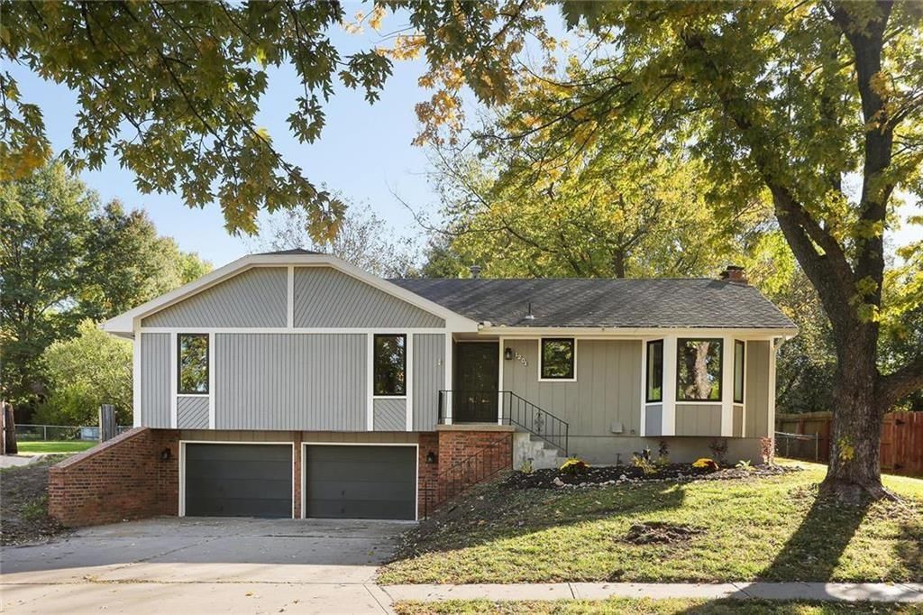 1201 Bristol Way — photo 1