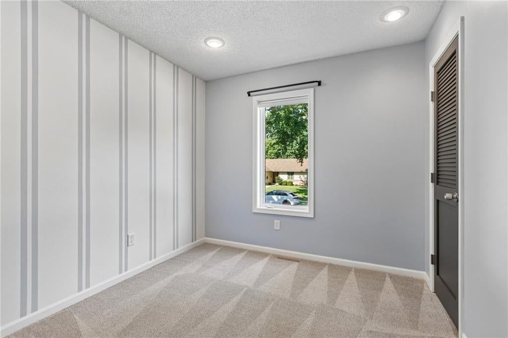 1201 Bristol Way — photo 21