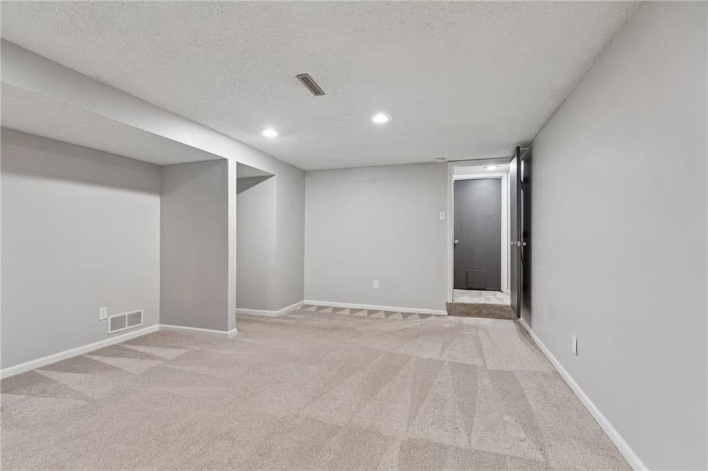 1201 Bristol Way — photo 27