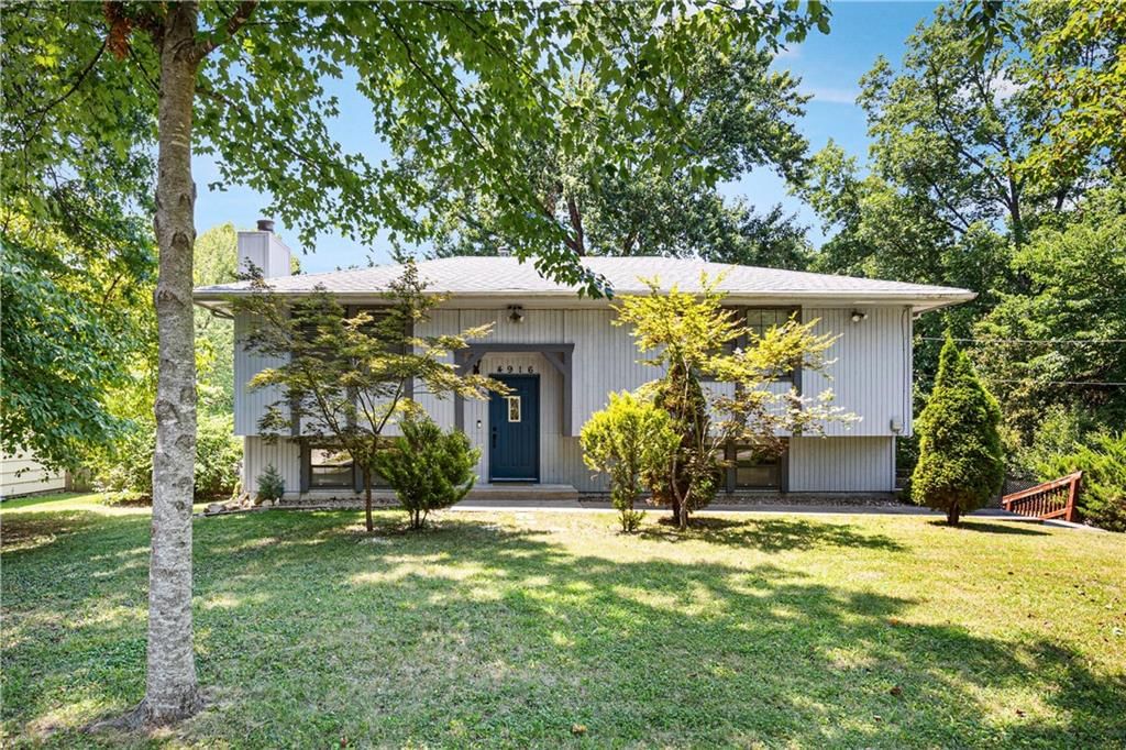 4916 NE Davidson Road — photo 1