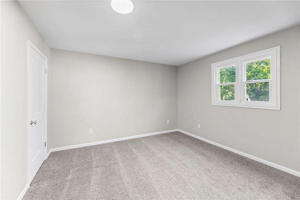 1419 S Hickory Street — photo 15
