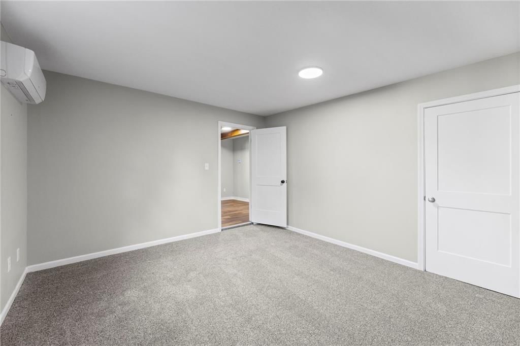 1419 S Hickory Street — photo 16