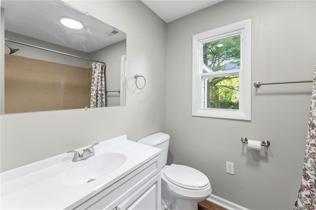 1419 S Hickory Street — photo 17