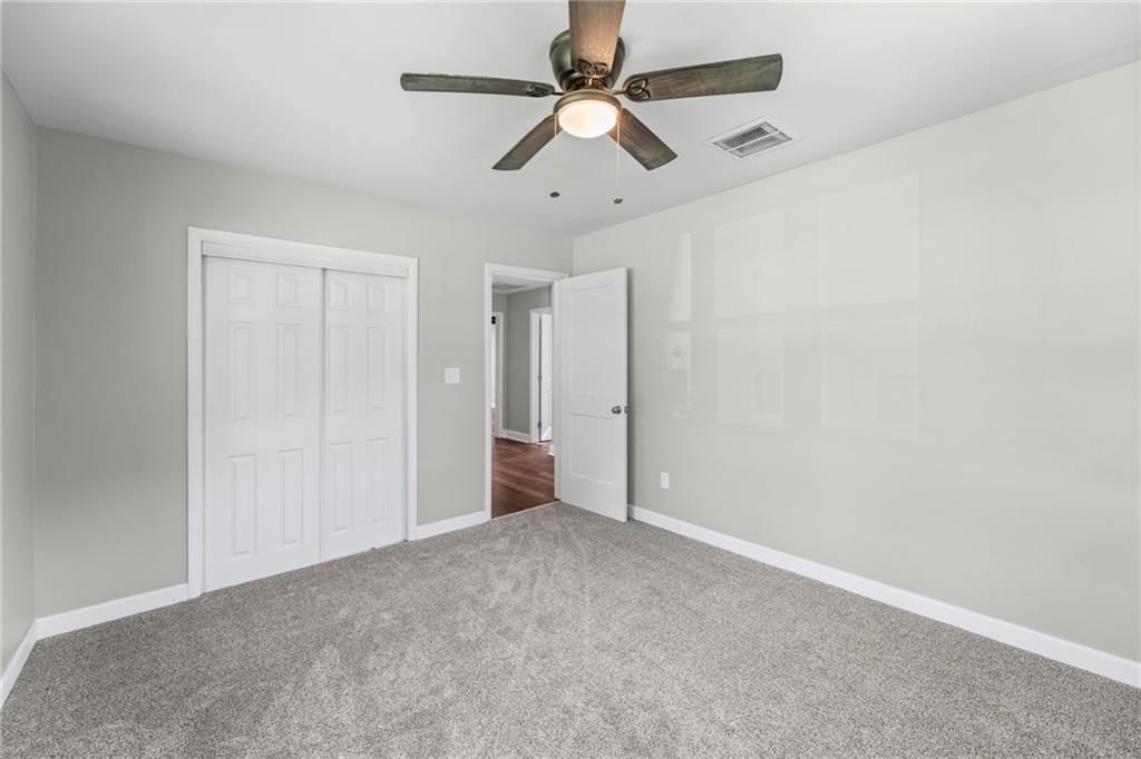 1419 S Hickory Street — photo 20