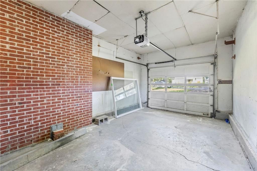 1419 S Hickory Street — photo 25