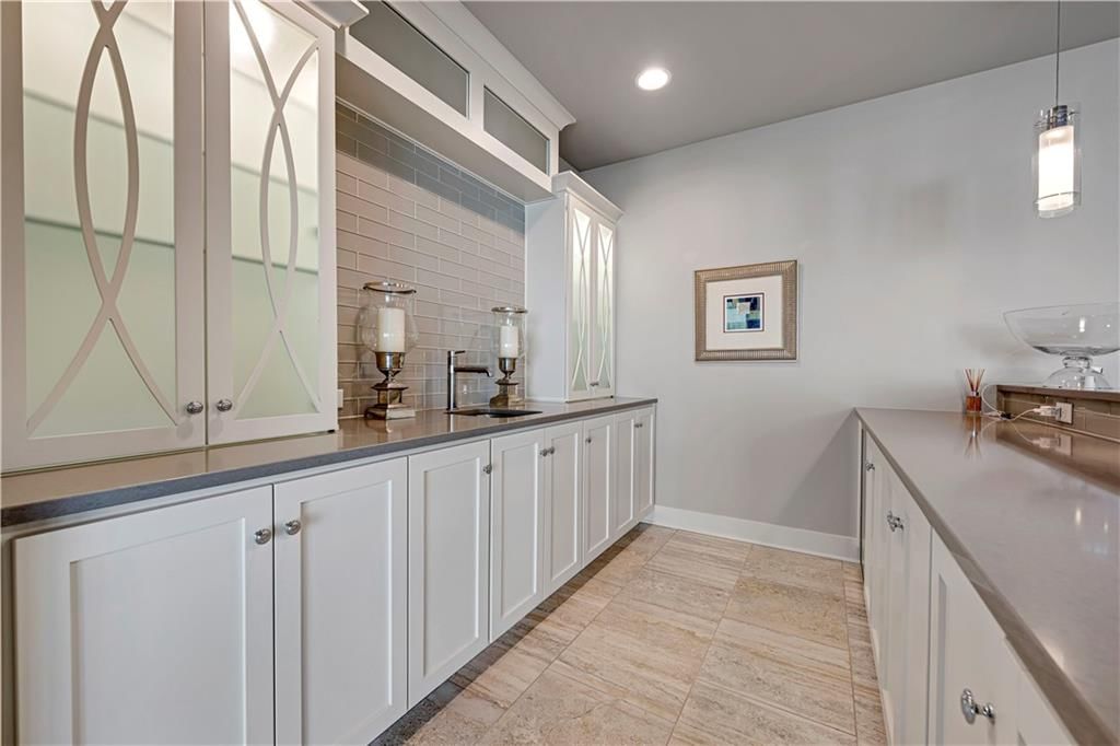 3122 W 150th Terrace — photo 35