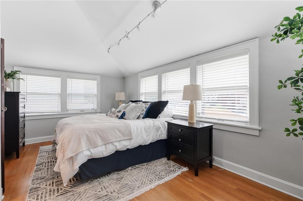 315 E 70th Terrace — photo 18