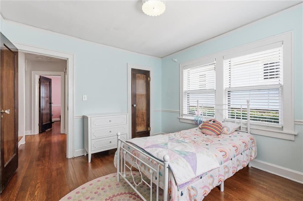 315 E 70th Terrace — photo 23