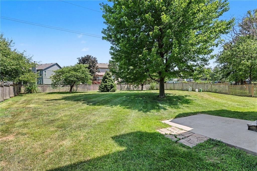 14747 S Symphony Drive — photo 32