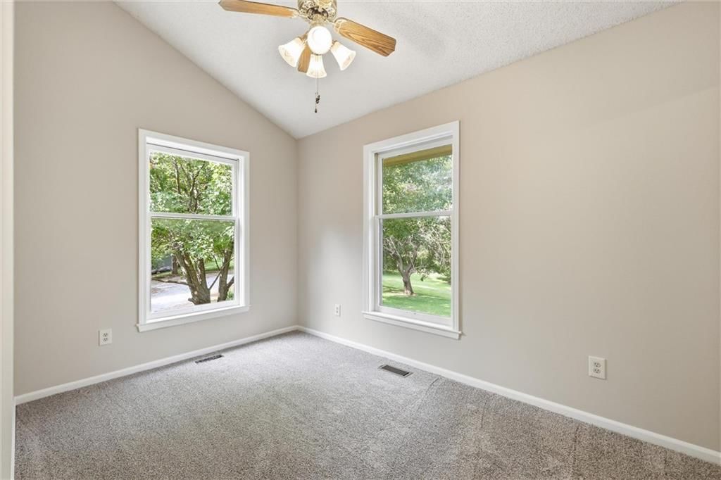 3901 NE Hill Haven Road — photo 26