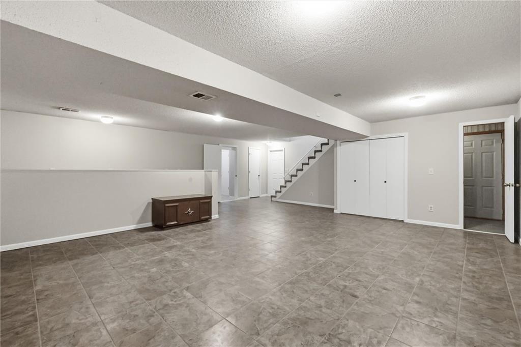 3901 NE Hill Haven Road — photo 36
