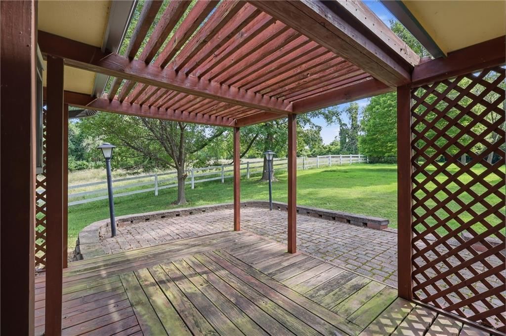 3901 NE Hill Haven Road — photo 39