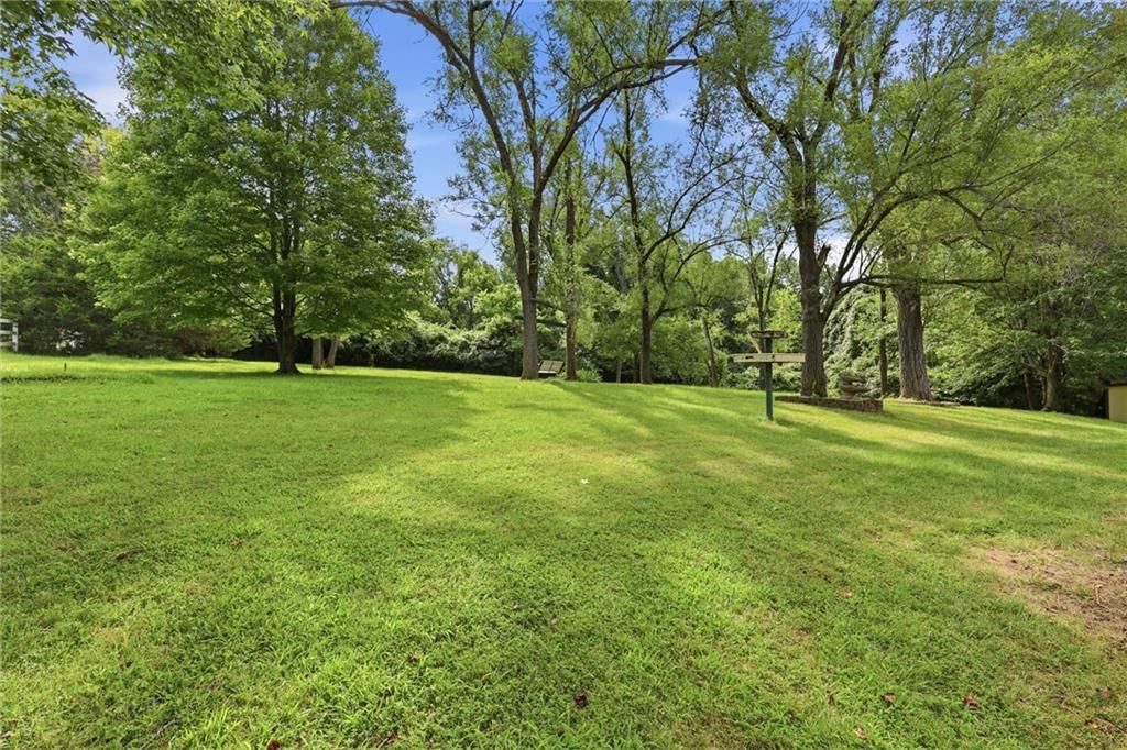 3901 NE Hill Haven Road — photo 43