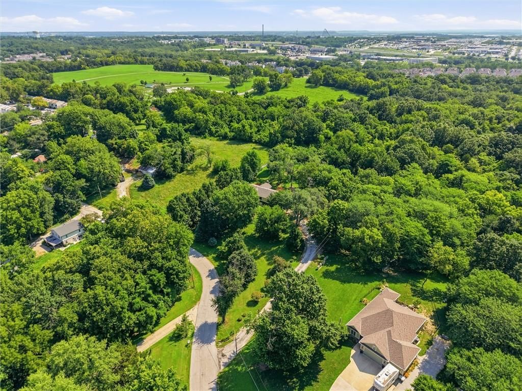 3901 NE Hill Haven Road — photo 47