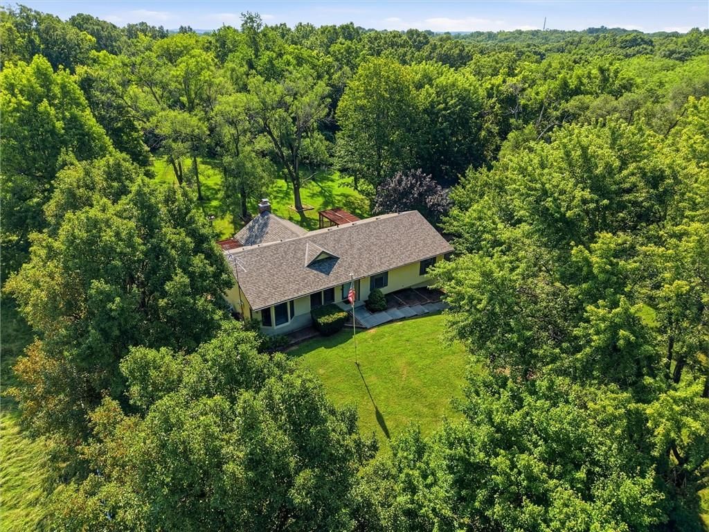 3901 NE Hill Haven Road — photo 49