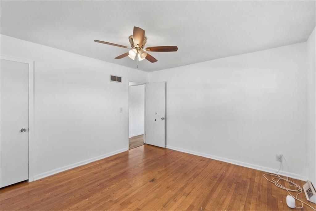 11108 W 70th Terrace — photo 21