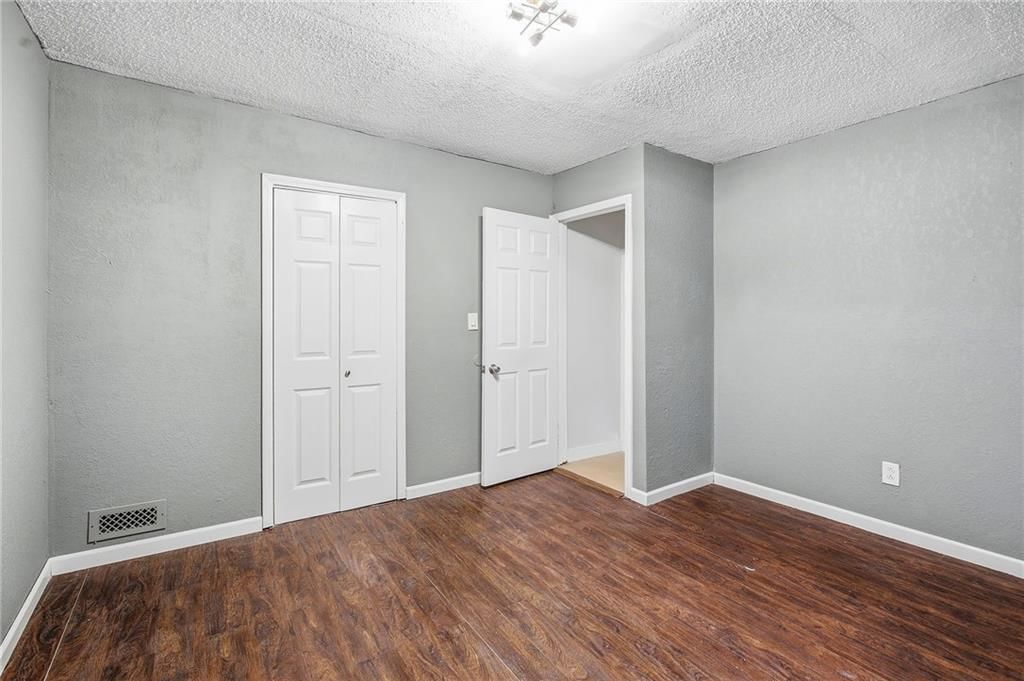4947 Woodland Avenue — photo 20