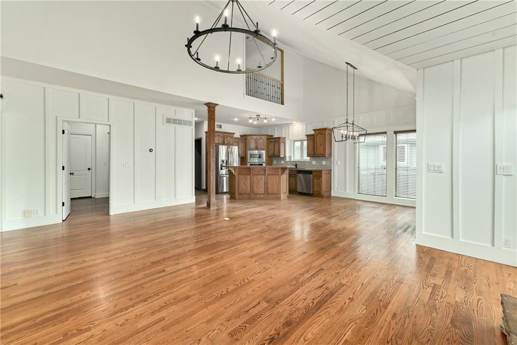 1007 Burr Oak Lane — photo 8