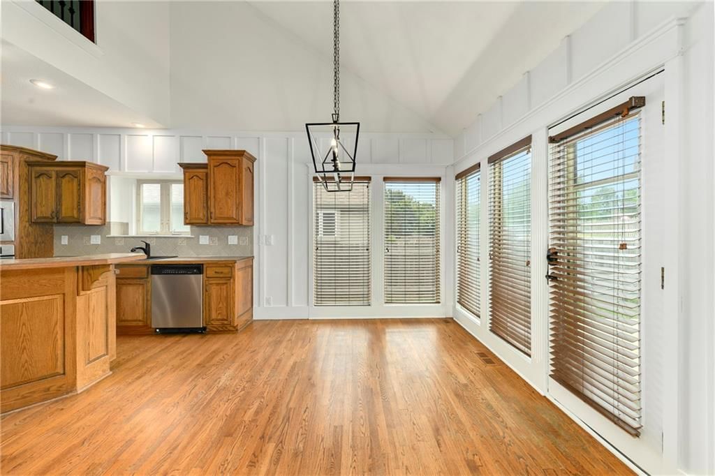 1007 Burr Oak Lane — photo 13