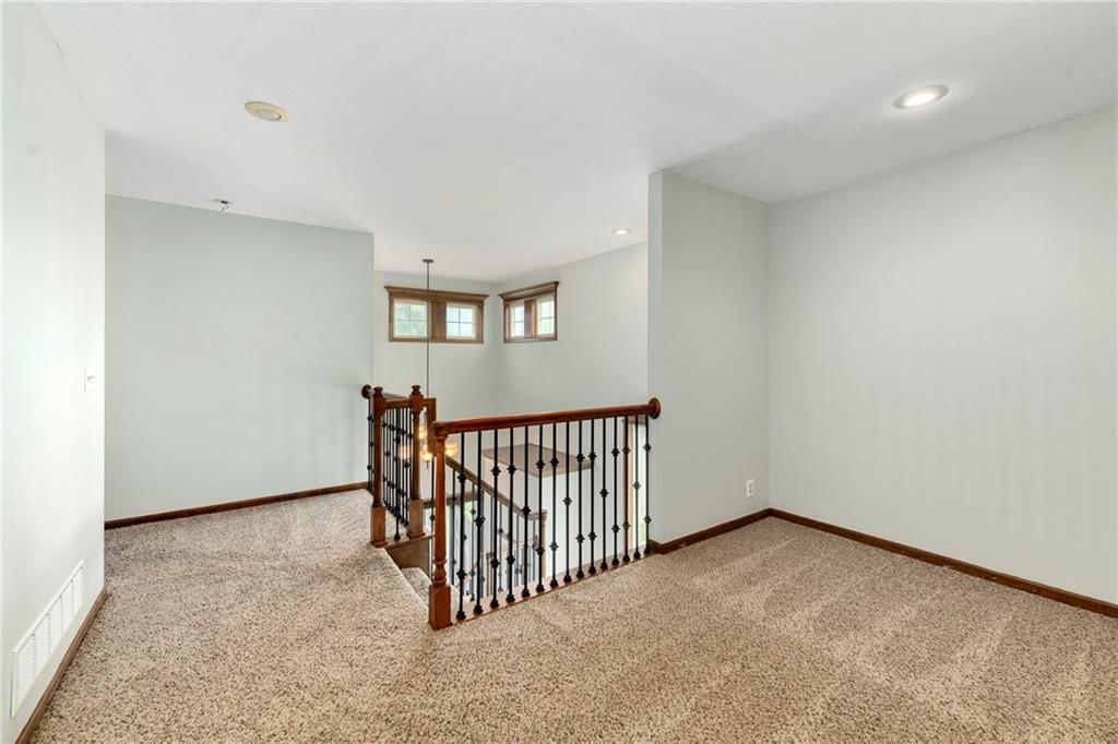 1007 Burr Oak Lane — photo 25