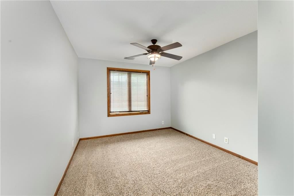 1007 Burr Oak Lane — photo 27