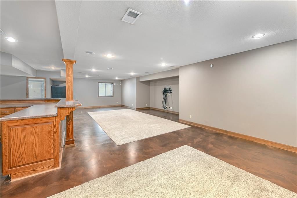 1007 Burr Oak Lane — photo 28