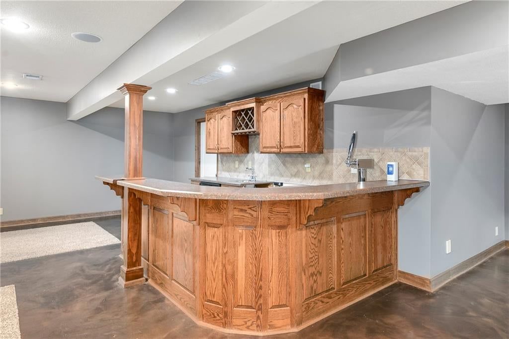 1007 Burr Oak Lane — photo 32